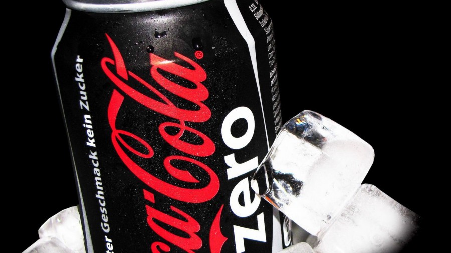 ice-coca-cola-macro-drinks-soda-ice-cubes-soda-cans-coke-zero-fresh-new-hd-wallpaper-900x506
