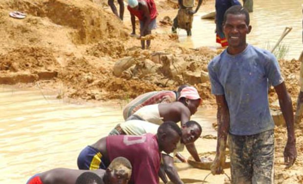 Minenarbeiter in Sierra Leone - Wikimedia